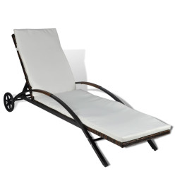 Chaise longue avec coussin et roues Résine tressée Marron